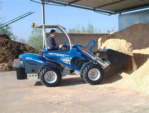 multione vs skid steer|MultiOne Articulated Loaders vs. Skid Steers .